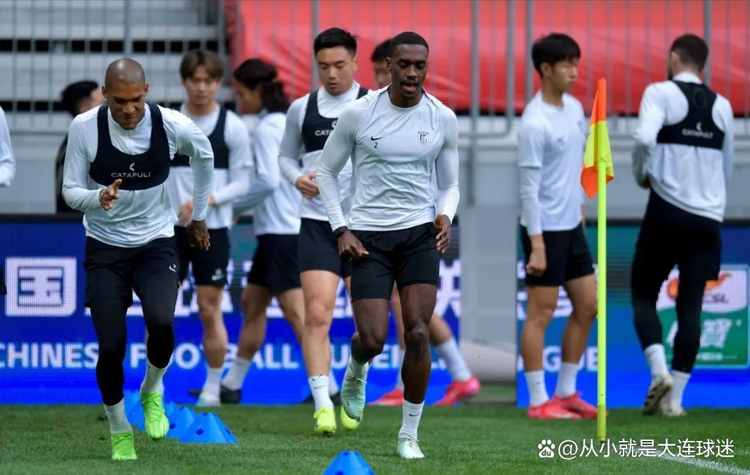 爱游戏中国-中超冲刺阶段走向成谜，多特蒙德复出首秀，态度坚定，球队文化再被提及