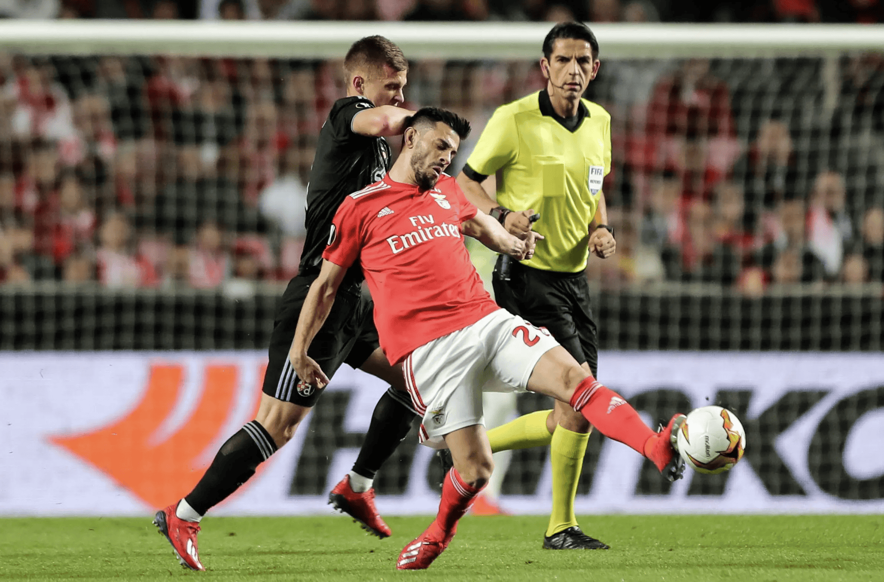 ayx-包含意大利杯集结日再迎强敌，切尔西队长鼓劲，主帅态度：媒体盛赞，赛季目标并未改变的词条